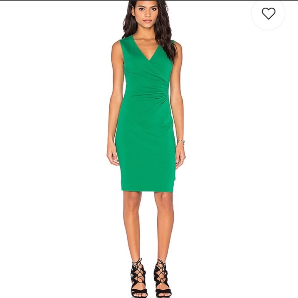 ✨NWT✨ DVF Layne dress in color “emerald sea”